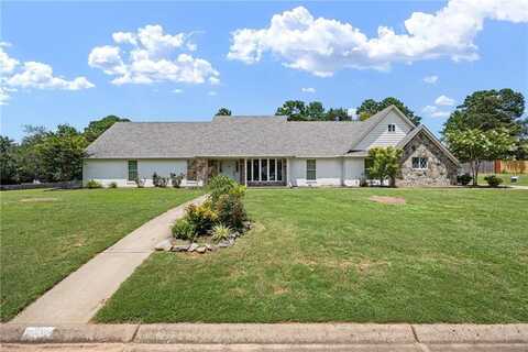 2916 Highland DR, Russellville, AR 72802