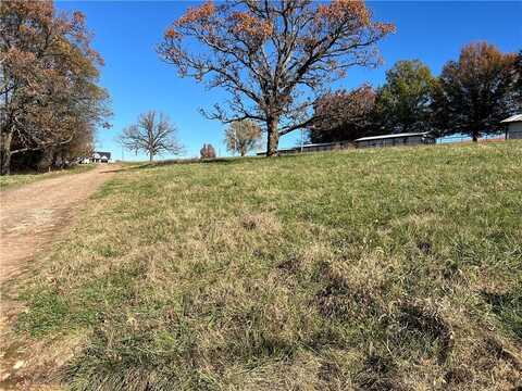 2140 Liberty AVE, Tontitown, AR 72762