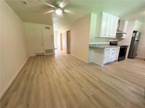 515 N Fallin AVE, Fayetteville, AR 72701