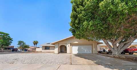 1370 S 42 DR, Yuma, AZ 85364