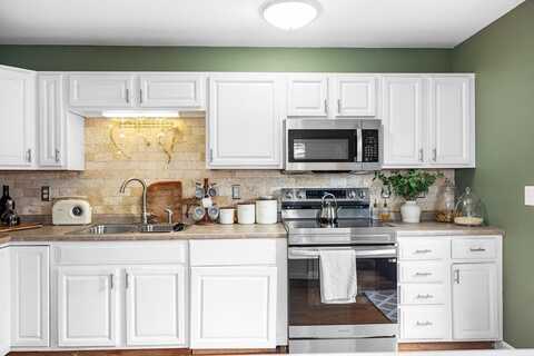 932 North Main St, Brockton, MA 02301