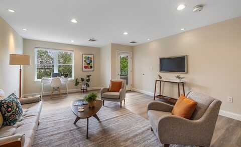 320 Rindge Ave, Cambridge, MA 02140