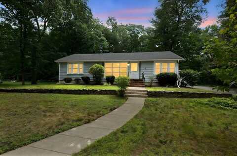 98 Austin St, Bridgewater, MA 02324