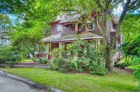 2 Park Ave, Wakefield, MA 01880