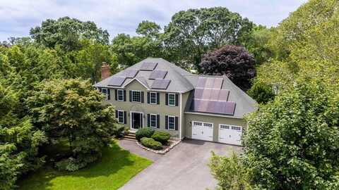 16 Gulf Hill Dr, Dartmouth, MA 02748