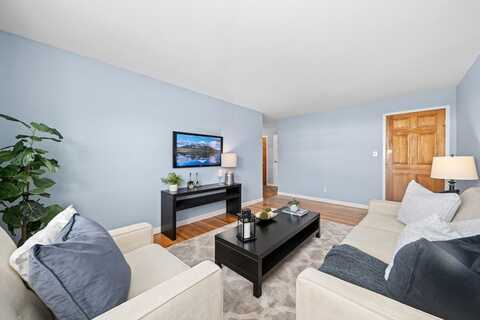 12 Central Ave, Danvers, MA 01923