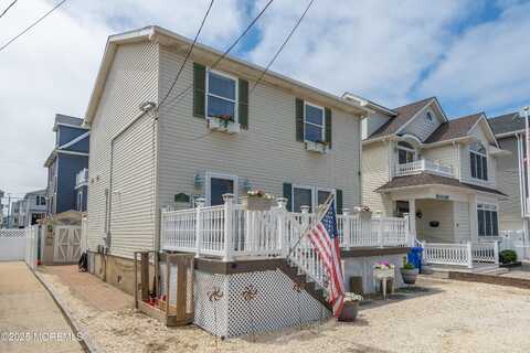 45 Fielder Avenue, Seaside Heights, NJ 08751