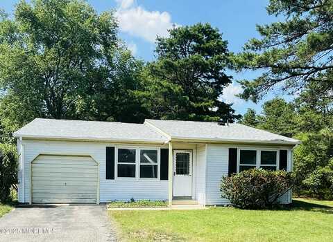 53 Westport Drive, Whiting, NJ 08759