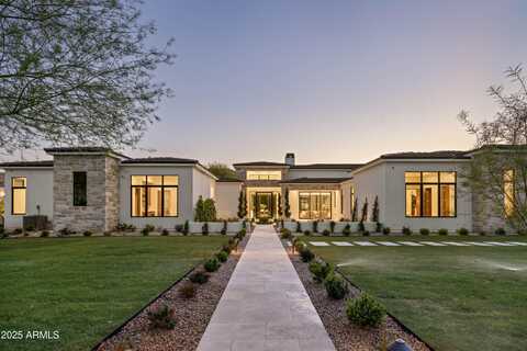 8230 N MOCKINGBIRD Lane, Paradise Valley, AZ 85253