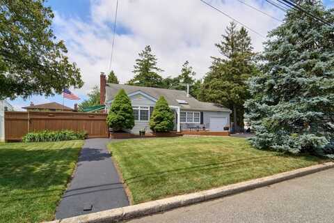 74 W 17th Street, Deer Park, NY 11729