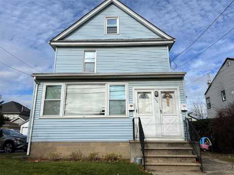 106 Jackson Avenue, Mineola, NY 11501