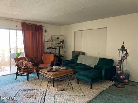 7910 E CAMELBACK Road, Scottsdale, AZ 85251