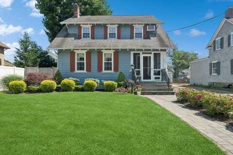 127 Rose Street, Freeport, NY 11520