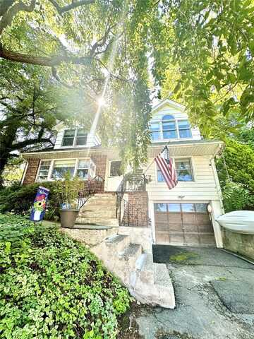 13 Lindbergh Lane, New City, NY 10956