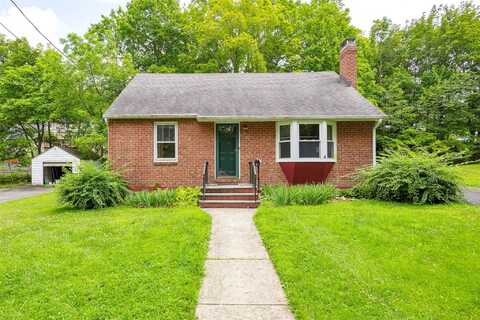 32 N Oakwood Terrace, New Paltz, NY 12561