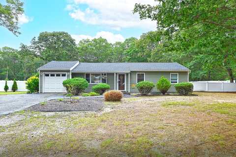 152 E Woodside Avenue, Patchogue, NY 11772