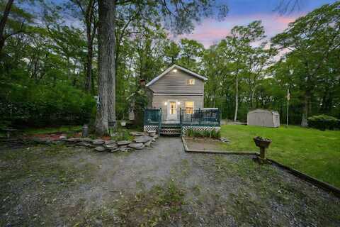 41 Oak Avenue, Wurtsboro, NY 12790