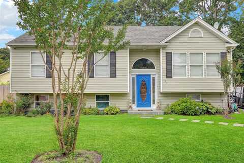 55 Pinewood Drive, Shirley, NY 11967