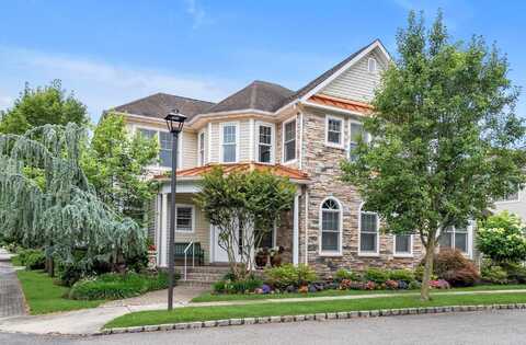 155 Eagle Crest, Port Washington, NY 11050