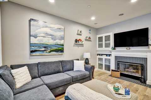 211 Wildrose Cmn, Livermore, CA 94551