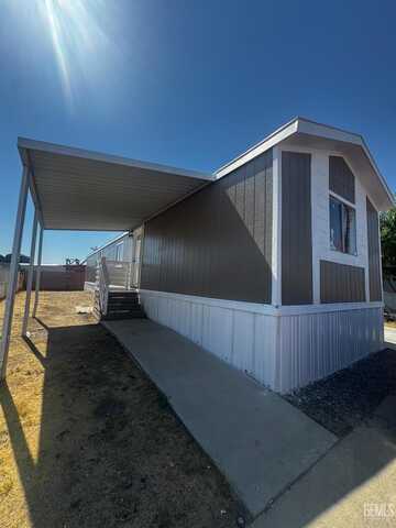 6601 Eucalyptus Drive, Bakersfield, CA 93306