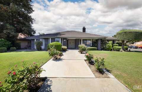 8900 Bridlewood Lane, Bakersfield, CA 93311