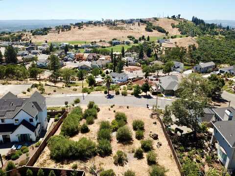 3748 Woodbourne Place, Santa Rosa, CA 95403