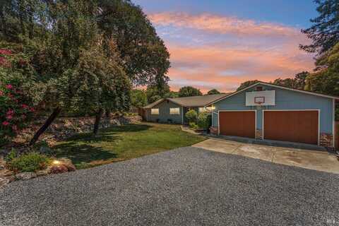 1725 E Madrone Drive, Ukiah, CA 95482