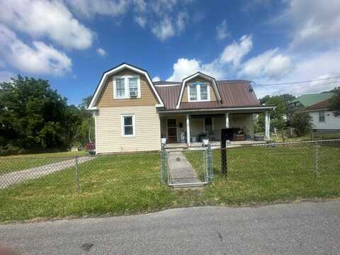 205 Maplewood Lane, BECKLEY, WV 25801