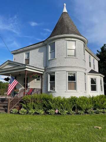 27 Murray Street, Bingham, ME 04920