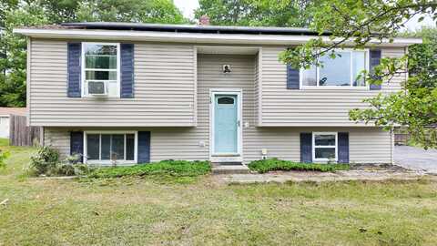 16 Serena Street, Lisbon, ME 04250