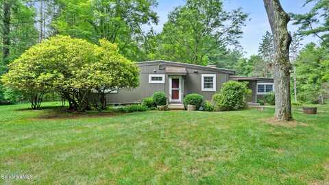 33 Creamery Rd, Egremont, MA 01230