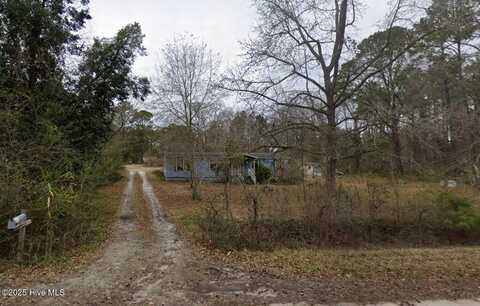 7739 Mintz Drive NE, Leland, NC 28451