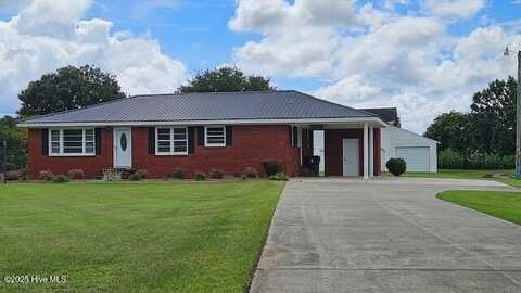 731 Vinegar Loop Road, Tabor City, NC 28463