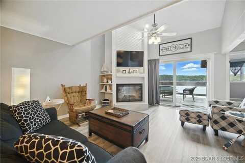 5940 Baydy Peak Road unit: 233, Osage Beach, MO 65065