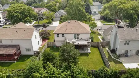 209 Campbell Drive, Bolingbrook, IL 60440