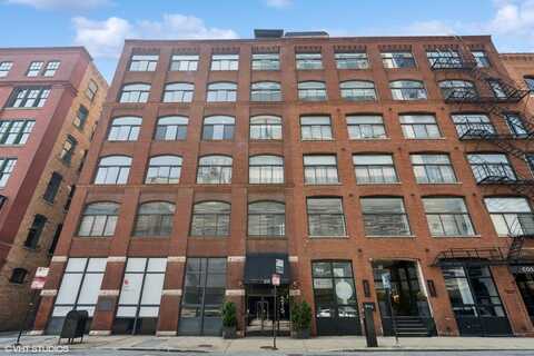 215 W Illinois Street, Chicago, IL 60654