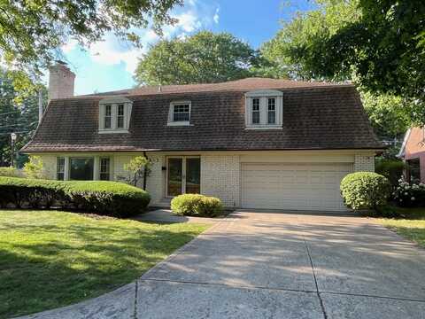 1 MARTHA Lane, Evanston, IL 60201