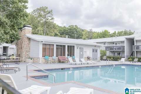 1303 WOODLAND VILLAGE, HOMEWOOD, AL 35216