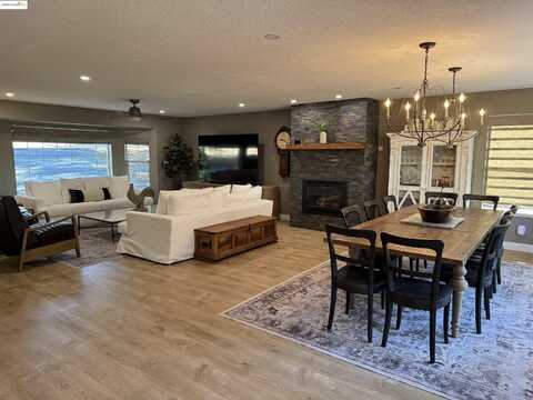 14535 Lake Vista Drive, Sonora, CA 95370