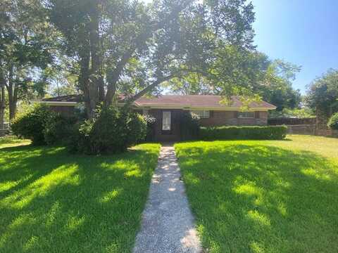 1009 Schley Avenue, Cordele, GA 31015
