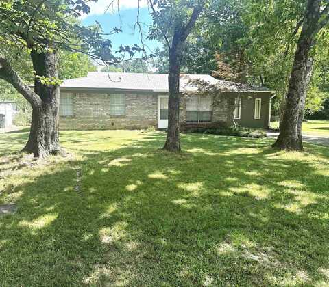 2202 Arkansas Avenue, Conway, AR 72034