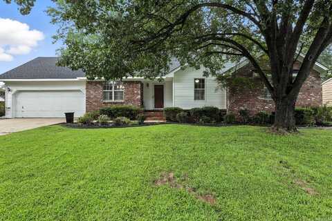 902 Foxwood Drive, Jacksonville, AR 72076