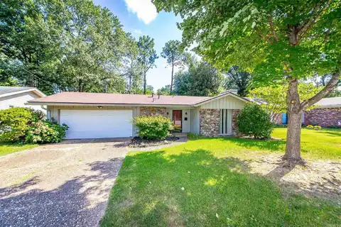 51 Warwick Road, Little Rock, AR 72205