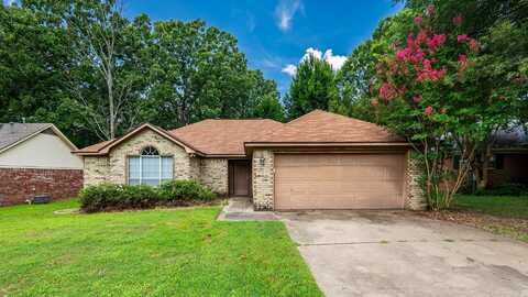2205 Rainwood Avenue, Conway, AR 72034
