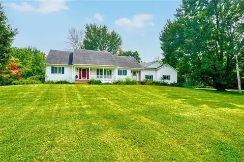 160 Berg Road, Ontario, NY 14519
