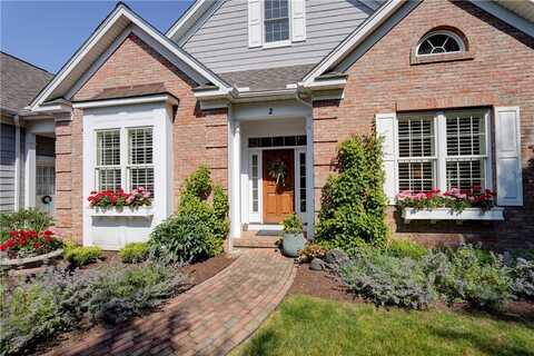 2 Stonecreek Lane, Pittsford, NY 14534