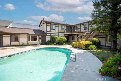7125 Shoup Avenue, West Hills, CA 91307