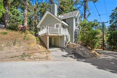 746 W Victoria Court, Lake Arrowhead, CA 92352