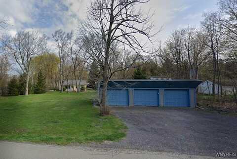 718 Beach Avenue, Evans, NY 14006